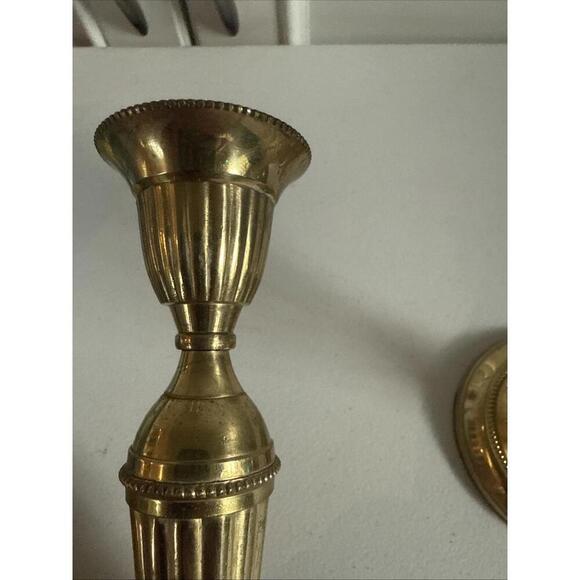 Vintage brass candlesticks set of two, 7.5 inches - Picture 13 of 15